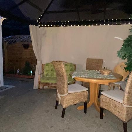 Grossnaundorf Bungalow Mit Sauna In Einer Ruhige Wald Lage. מראה חיצוני תמונה